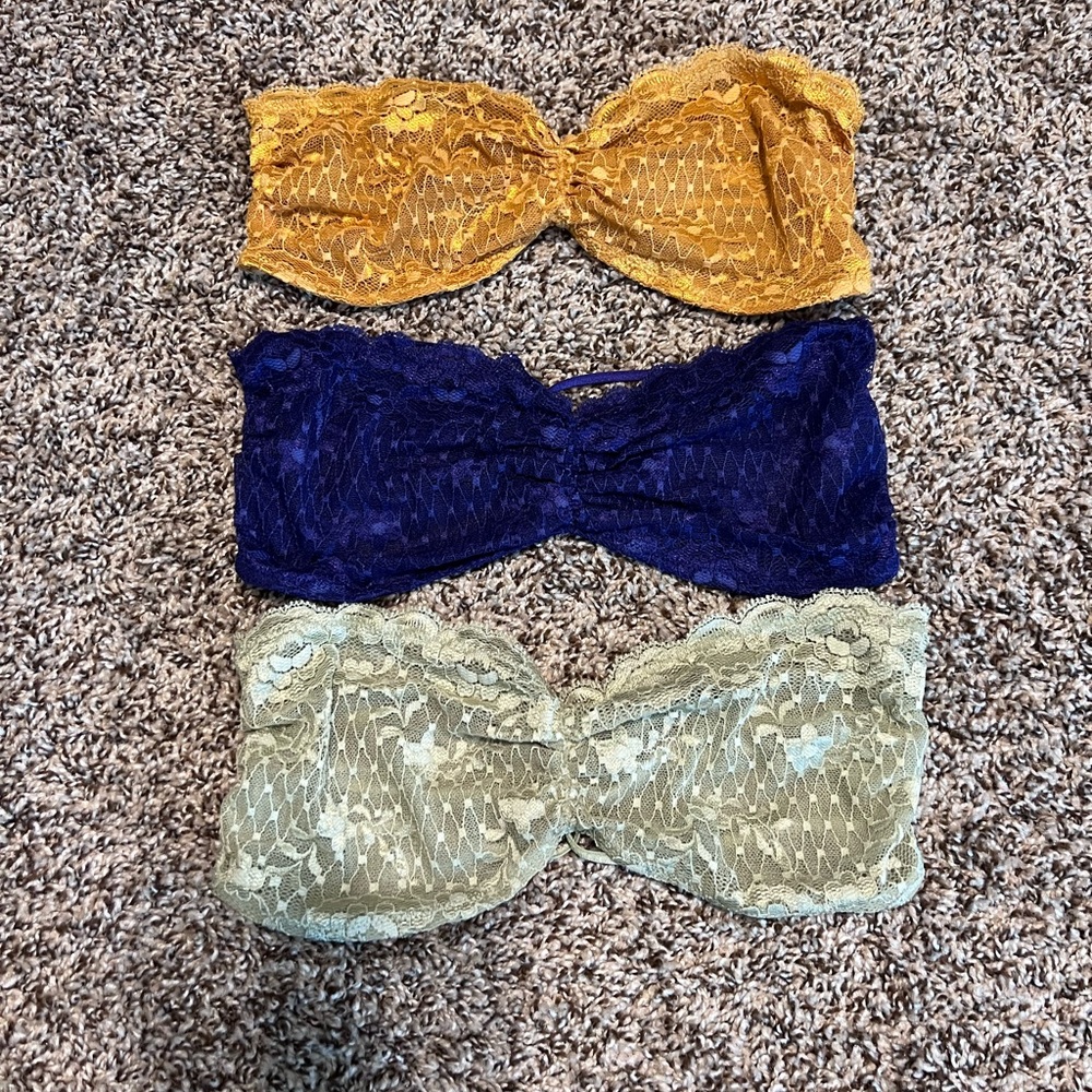 Free People Lace Bandeau Bra Set of 3. NWOT